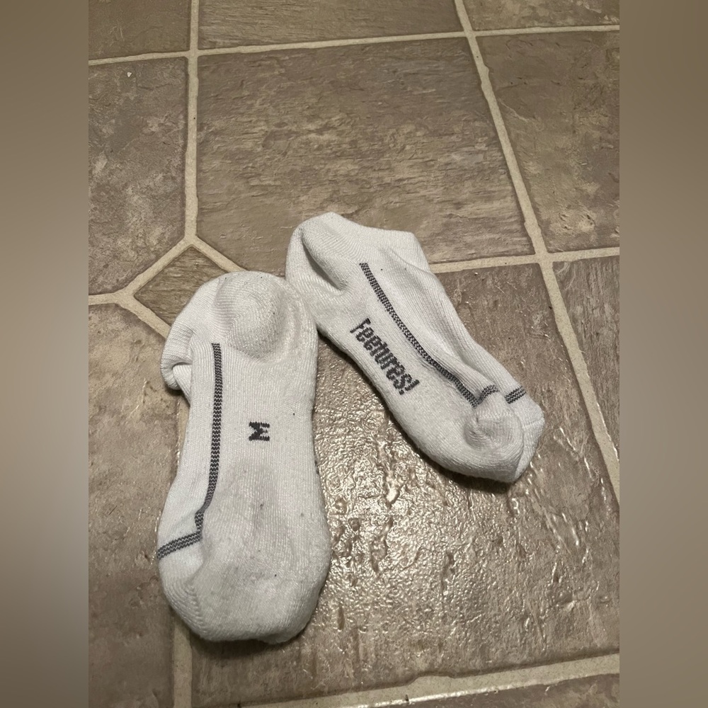 Features M socks - Picture 3 of 4